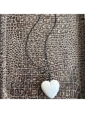 UPCYCLED HEART PENDANT NECKLACE